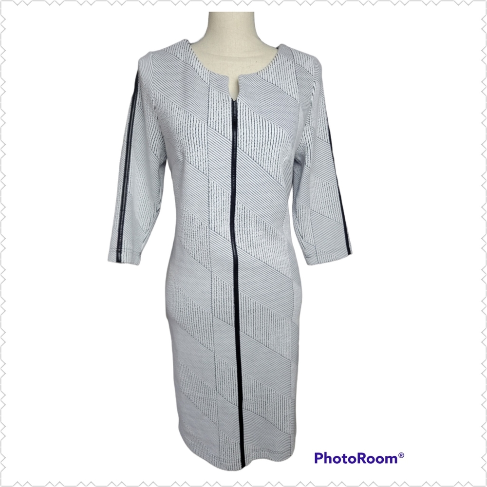 CREATION L, Black & White Textured Sheath with Faux Leather Trim, Size 6